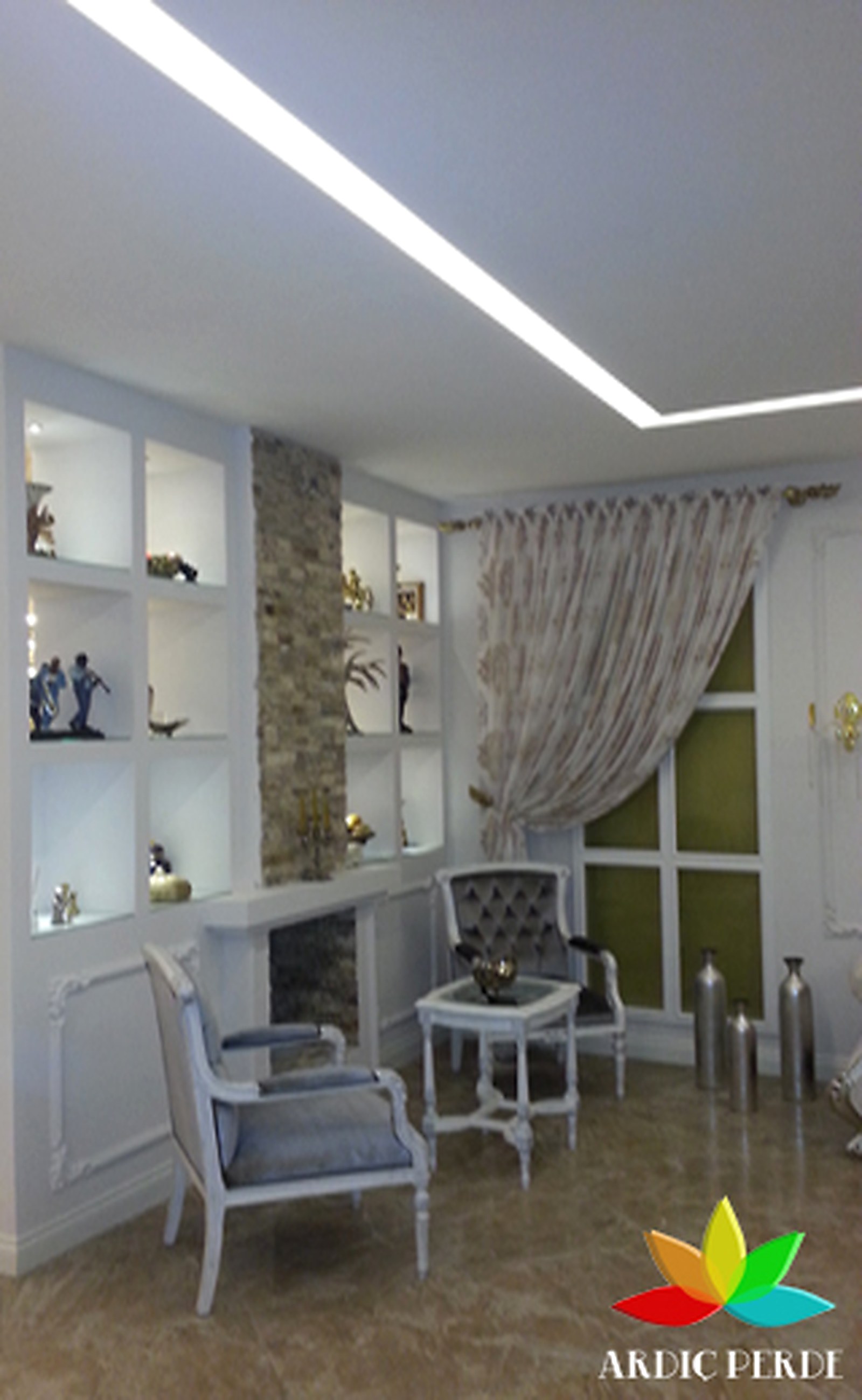 Görkem Mobilya Showroom (Siteler / Ankara) — Panoramik Mağaza Cephesi — Güneş Sensörlü Otomatik Somfy Motorlu Zebra Perde